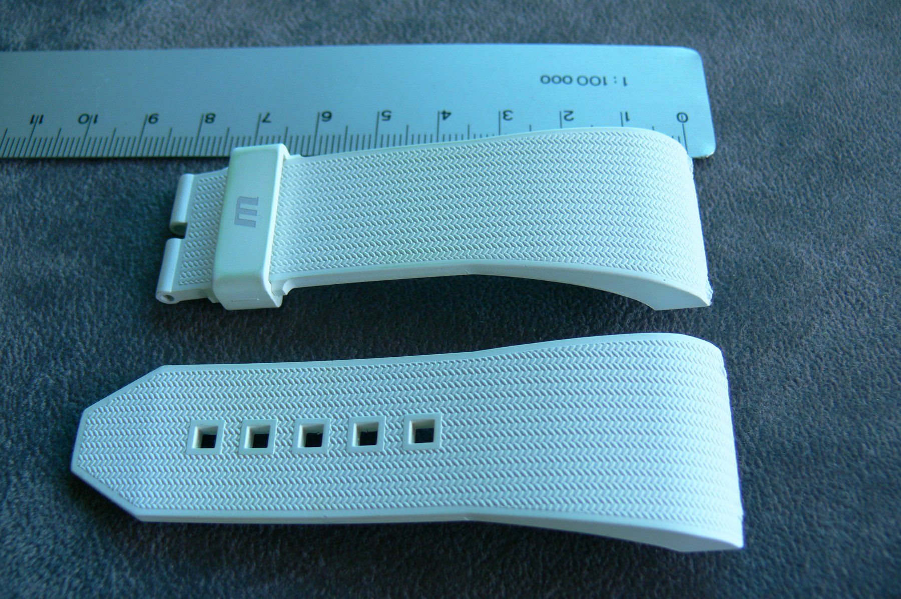 Wyler Montres: Wyler Code R Band strap braclet weiss – D'occasion à Remigen par Kelias