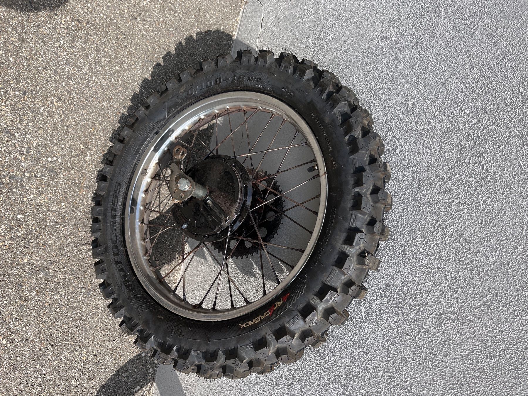 Yamaha Cerchioni: Yamaha DT 125 10V 35E Hinterrad – Usato da Trubschachen venduto da Haemu 2