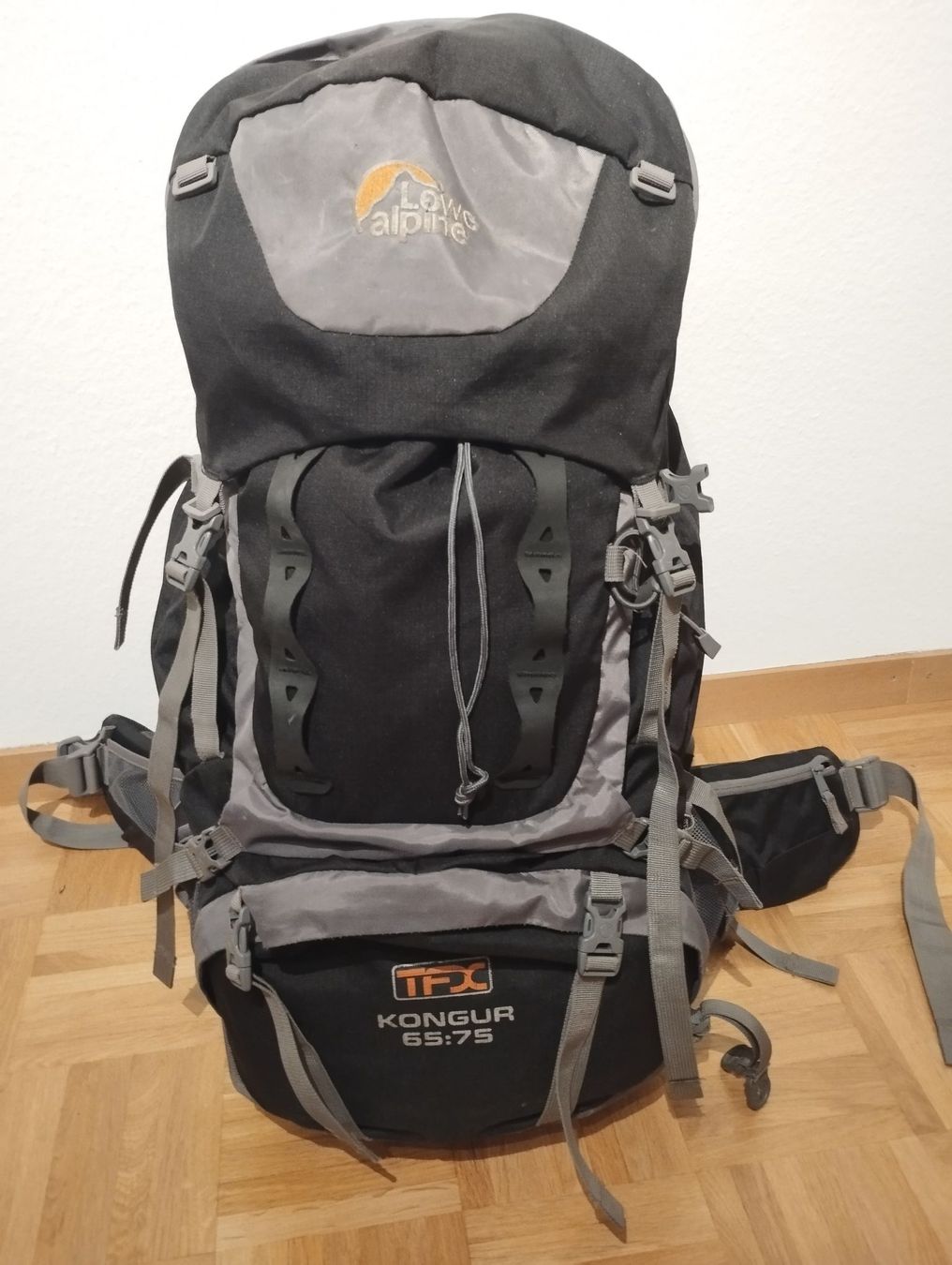 Lowe Alpine Zaini: Lowe Alpine Kongur 65:75 Rucksack – Usato da Winterthur venduto da trst