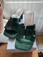 Grüne Sommer-Sandalen mit Kroko-Muster, Grösse 39