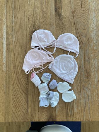 Baby Kappen und Socken für Neugeborene