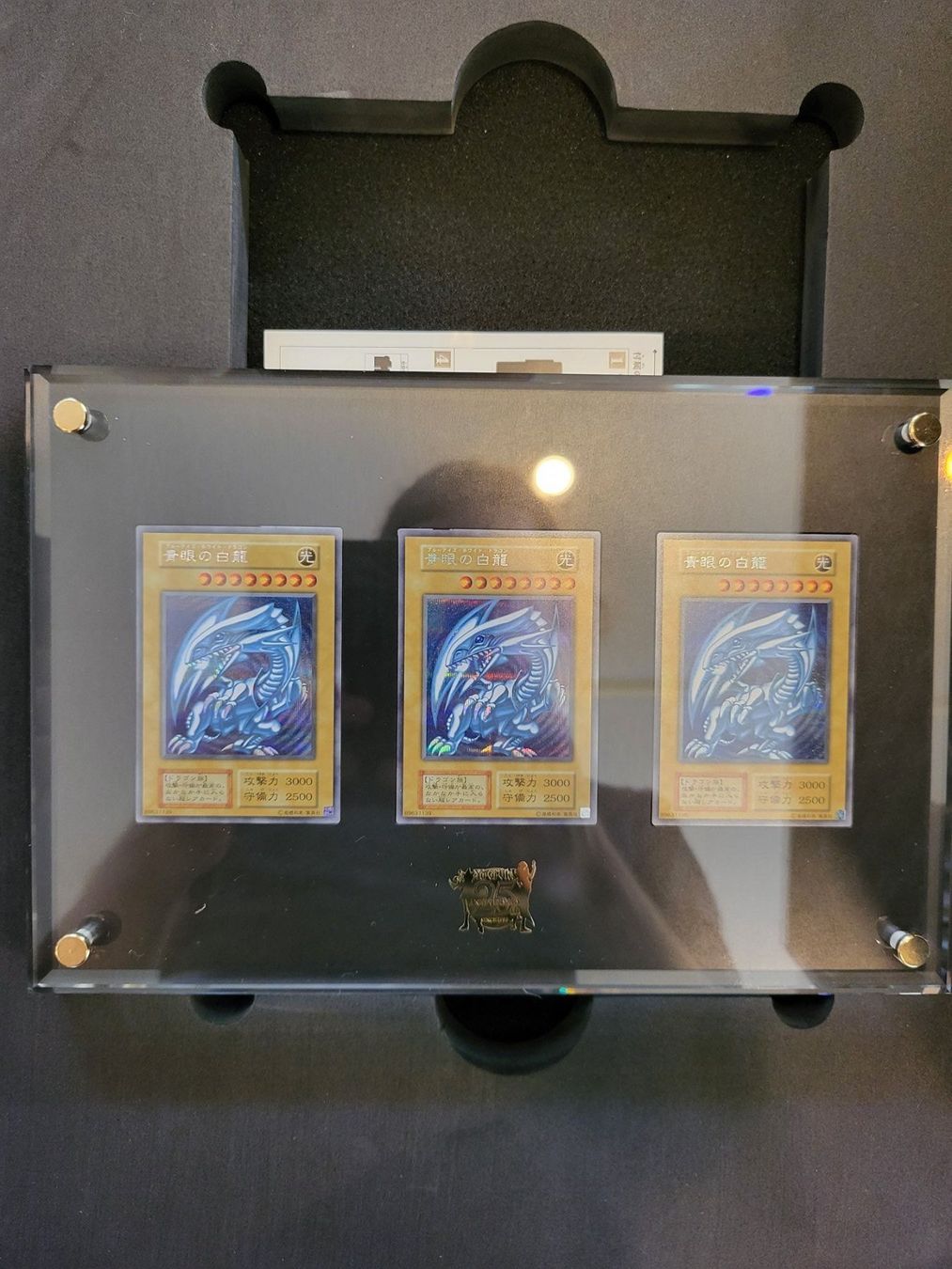 Yugioh Carte collezionabili: 25 years blue eyes dragon. – Nuovo (secondo la descrizione) da Crissier venduto da bon_q56t