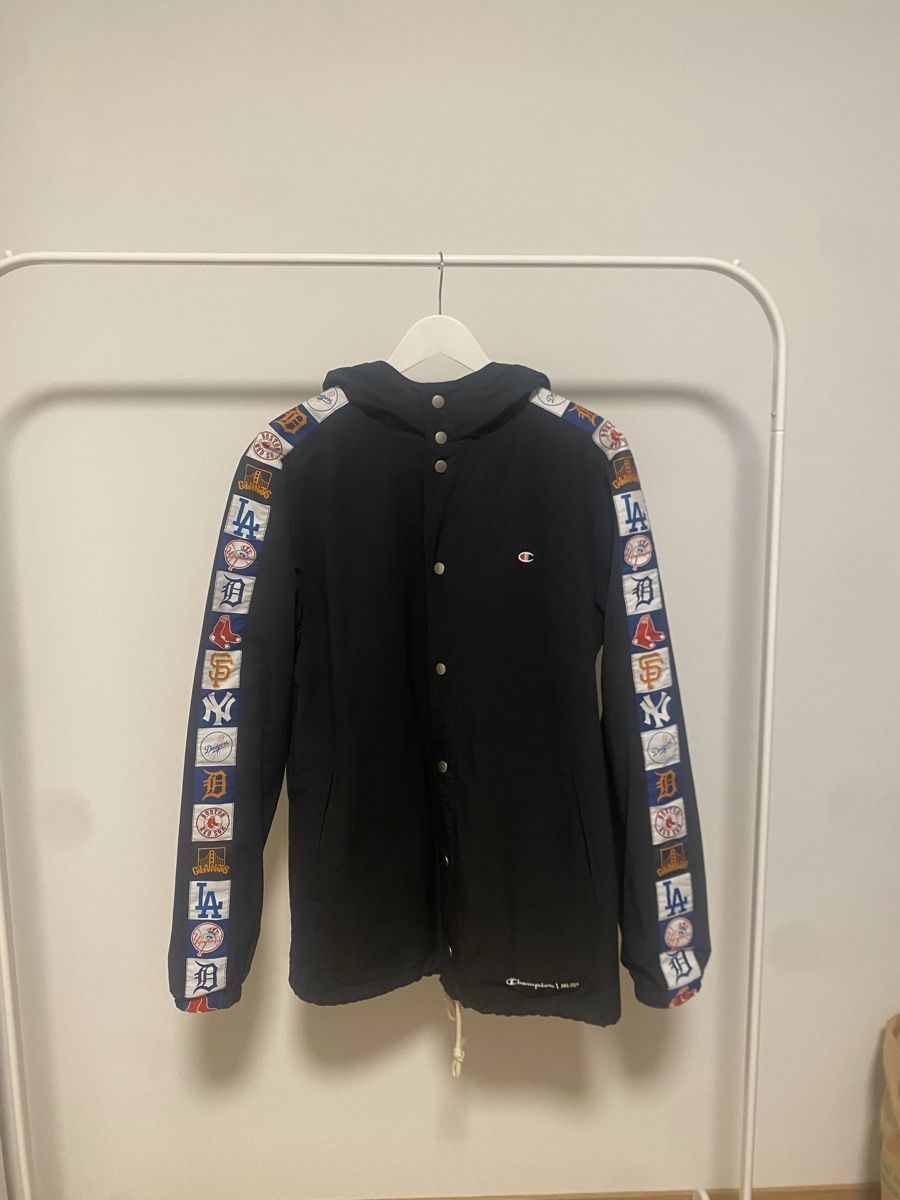 Champion Giacche: Champion übergangsjacke Size M – Nuovo (secondo la descrizione) da Brüttisellen venduto da xe_m