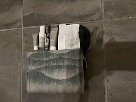 Kosmetik Set mit Reisetasche - Unbenutzt!