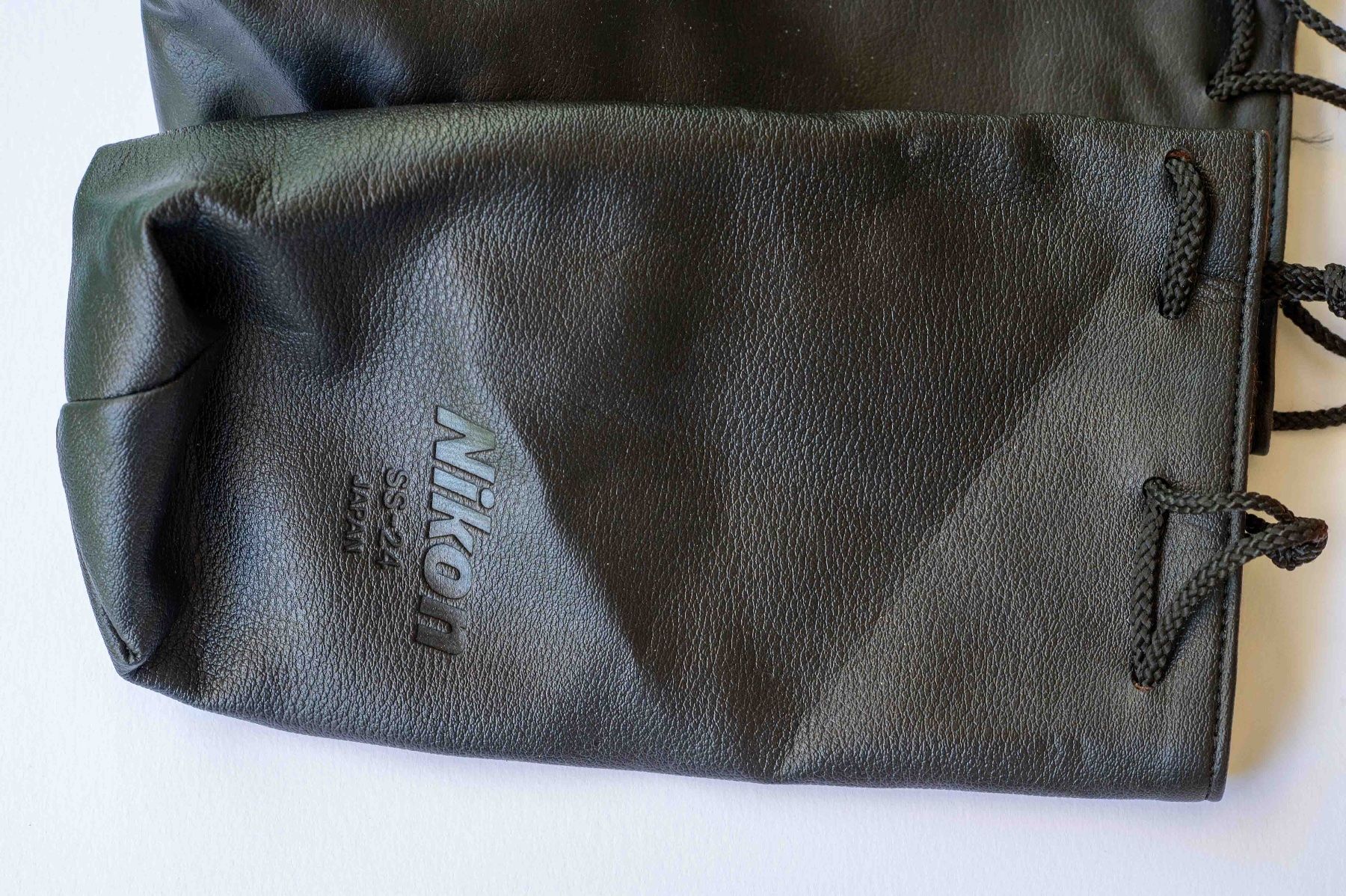 Nikon Borse: Soft-Pouch Objektivbeutel von Nikon – Usato da Schwerzenbach venduto da floridan 1
