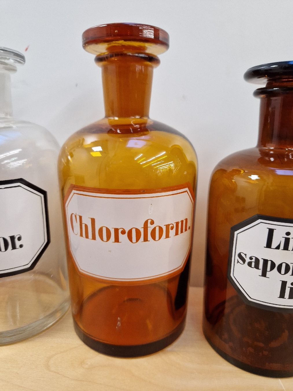 Gläser: 8 alte Apotheker Flaschen Glas – Gebraucht aus Rieden AG von  3