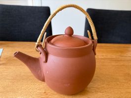 Teekanne aus unglasiertem Naturton " Tenno " ca. 1.6 Liter
