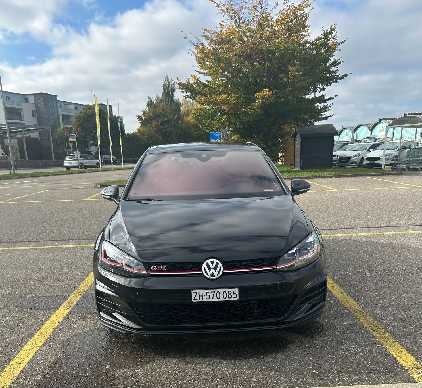 VW Autos: VW Golf 7 GTI 245 PS – Gebraucht aus Pfäffikon ZH von Diego107 9