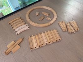 Brio Holz Eisenbahn: gerade & krumme Schienen, Weichen etc