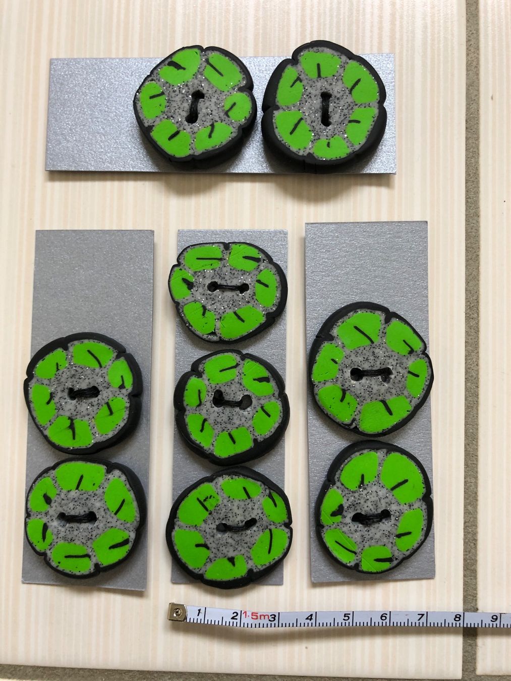 Boutons: Knöpfe – D'occasion à Arth par Vrecam51