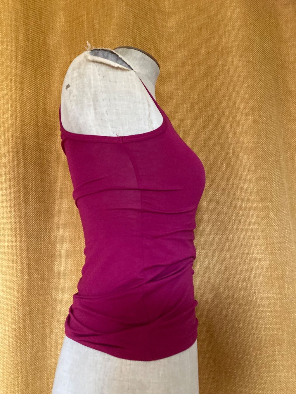 Tops: 3 tops débardeurs colorés, comme neufs – Gebraucht aus Ardon von hel_2sxp 6