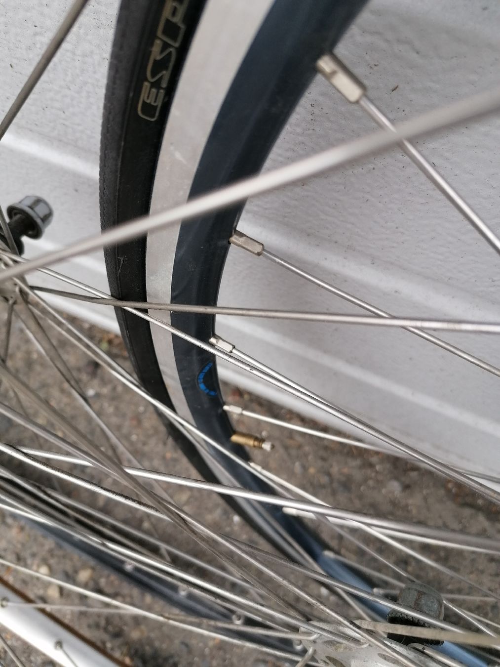 Pneumatici & Ruote complete: Lot de roues piste fixie – Usato da Lausanne venduto da Frankenstein 5