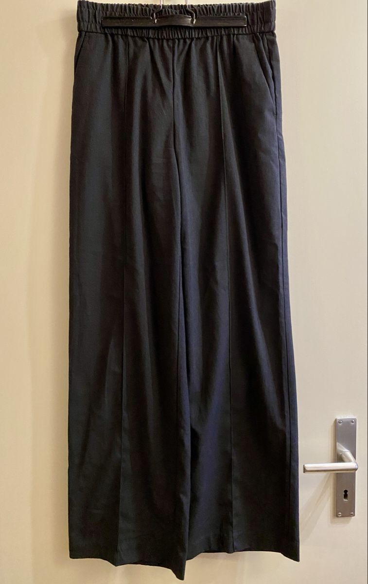 H&M Pantaloni: Pantalon H&M noir taille élastique jambe large - taille S – Nuovo e nell'imballaggio originale da Genève venduto da swissjojo