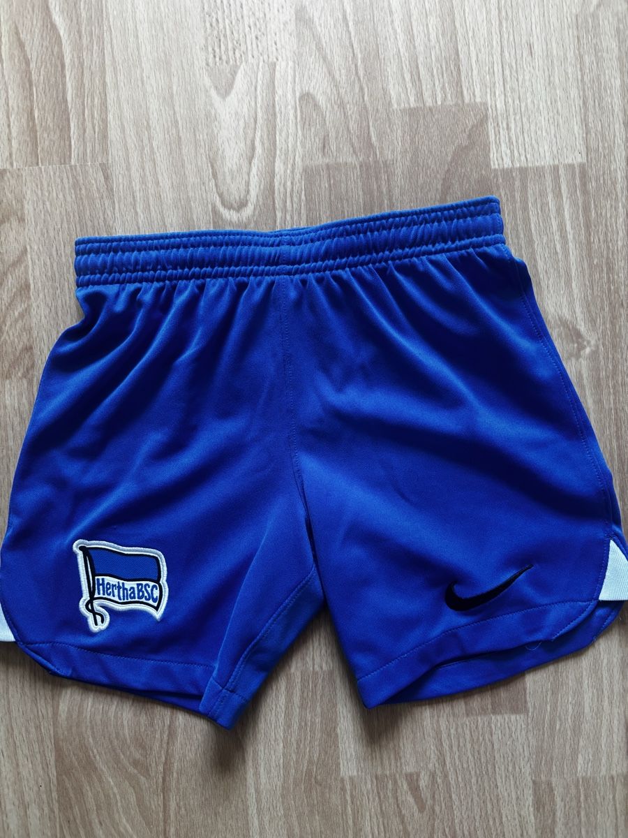 Nike Pantaloni: Shorts Hertha BSC Berlin – Usato da Basel venduto da ralle80