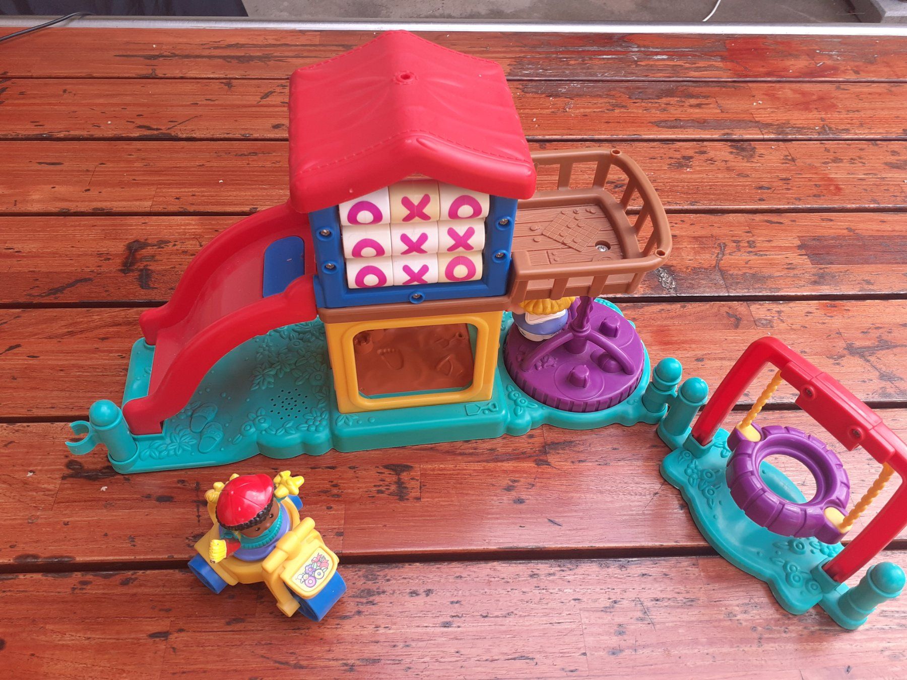 Fisher-Price Spielzeuge: Little People Playhouse – Gebraucht aus Bärschwil von kik_c28v 1