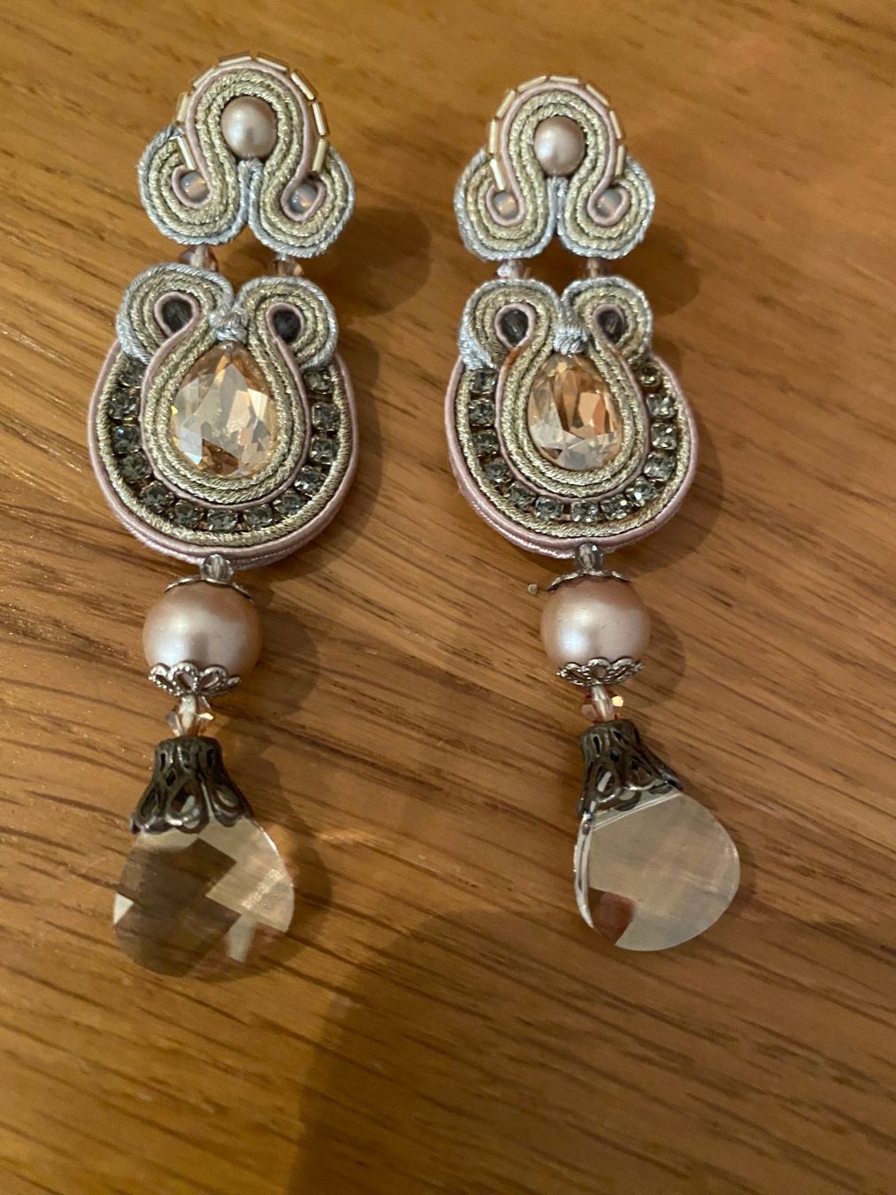 Ohrringe & -stecker: Dori Csengeri Designer Jewelry – Gebraucht aus Vaduz von Jriedl