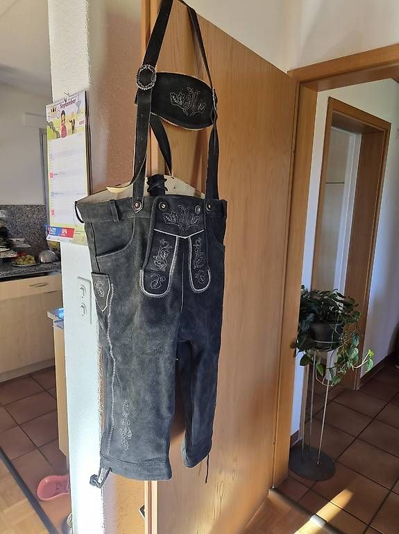 Pantaloni: Lederhosen Grösse 58 – Nuovo e nell'imballaggio originale da Hagenbuch ZH venduto da masp85 1