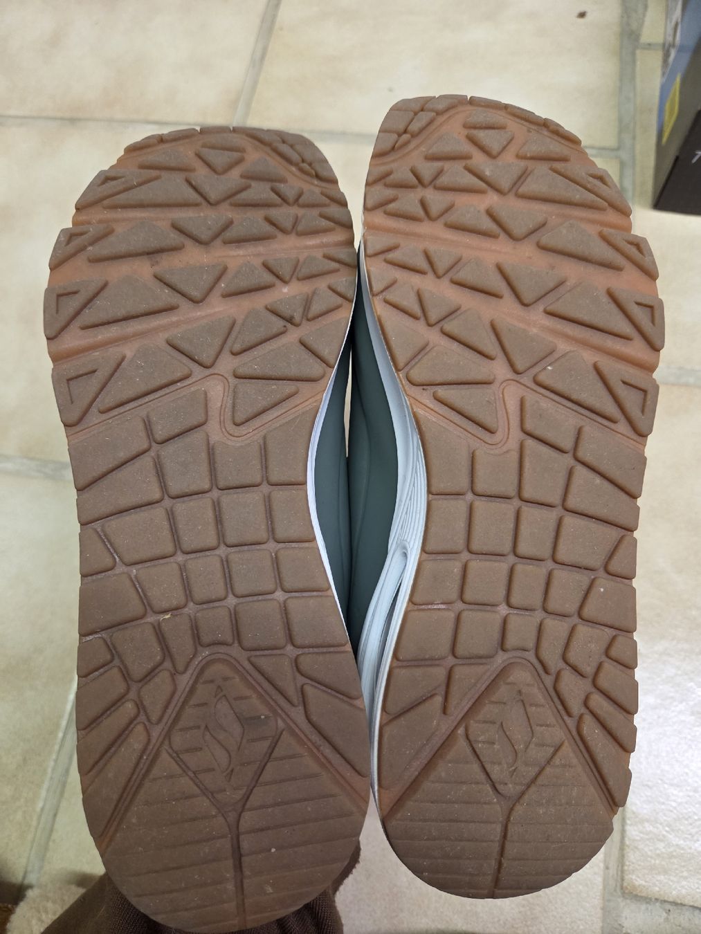 Skechers Scarpe da uomo: Skechers Gr. 40 – Usato da Röschenz venduto da Tschuls87 4
