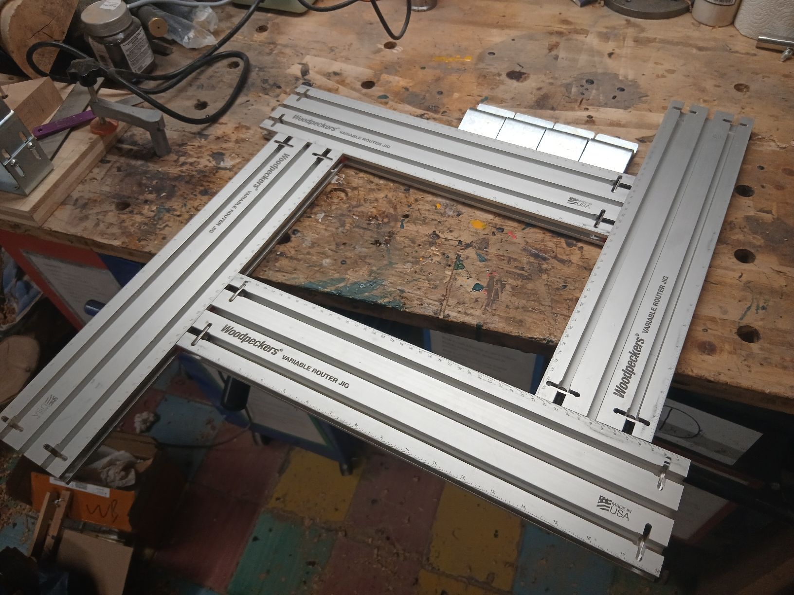 Tutte le macchine: A vendre lot de 2 défonceuses avec accessoires . – Usato da St-Triphon venduto da yer_tx5d 5