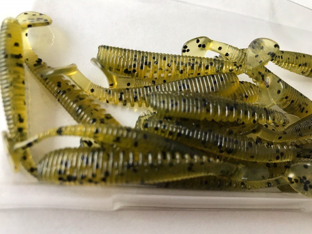 Esche: 20Stk. Gummiköder, sofort lieferbar. – Nuovo e nell'imballaggio originale da Selzach venduto da Neptun 2