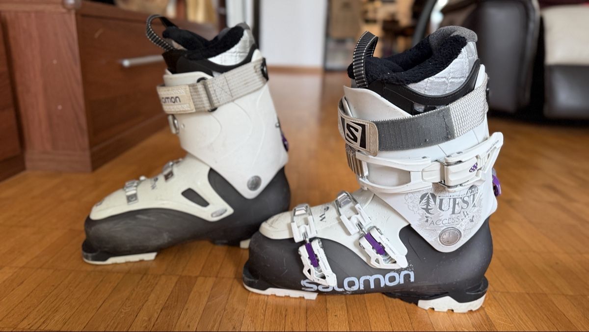 Salomon Damenschuhe: Chaussure ski Salomon 41 – Gebraucht aus Carouge GE von qaliss22