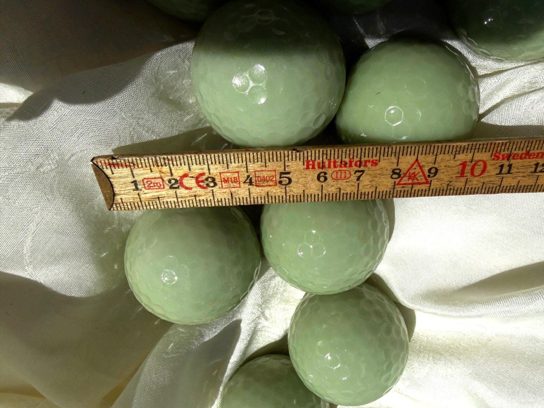 Palloni: 9 hellgrüne Golfbälle - NEU – Nuovo e nell'imballaggio originale da Vacallo venduto da cri_229f 1
