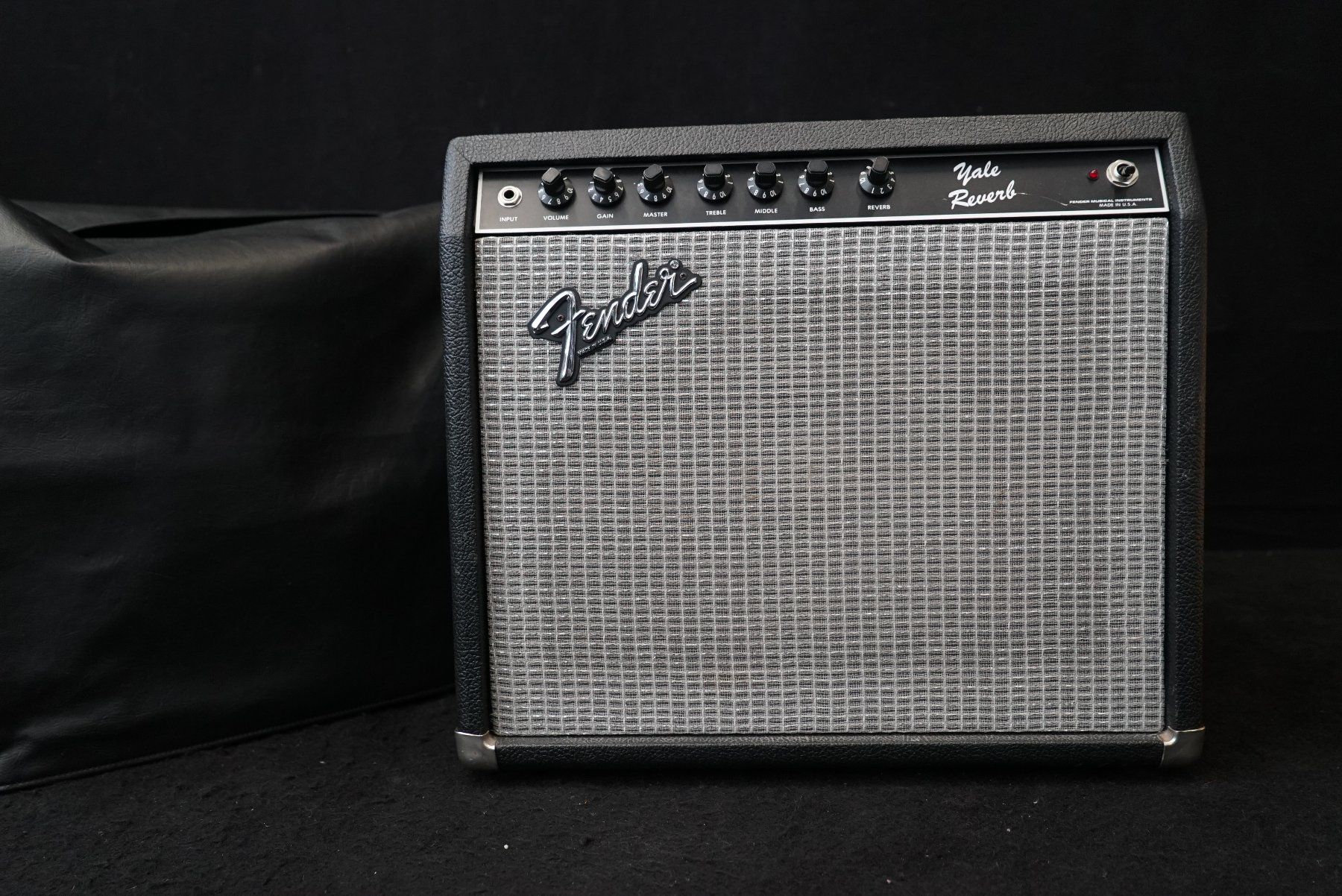 Fender Amplificatori: Fender Yale Reverb 50-Watt 1x12" Solid State 1983-1988 – Usato da Ortschwaben venduto da Musictrade
