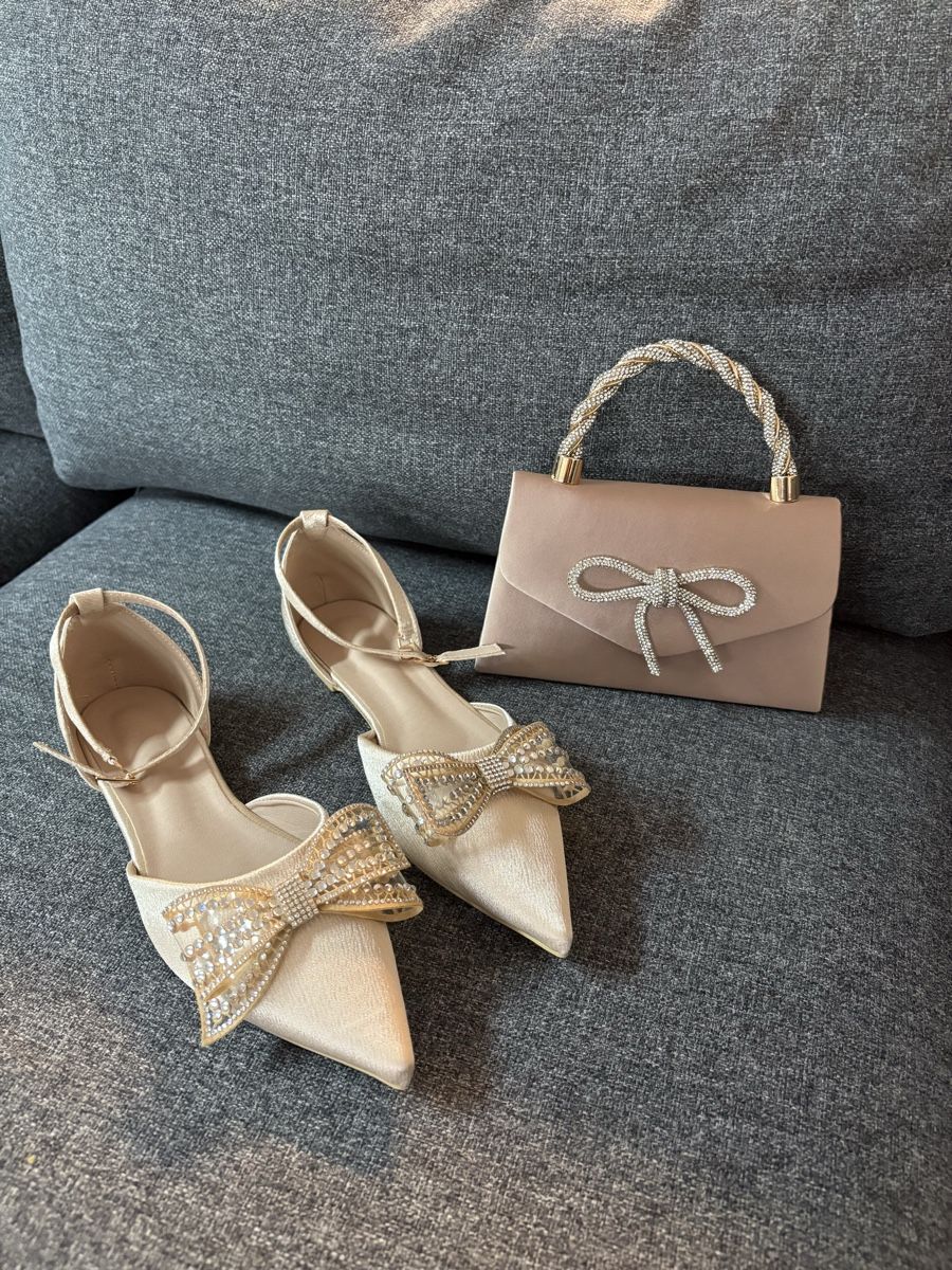 Damenschuhe: Schuhe 42 und Tasche Neu – Neu (gemäss Beschreibung) aus Füllinsdorf von tulpenzauber26