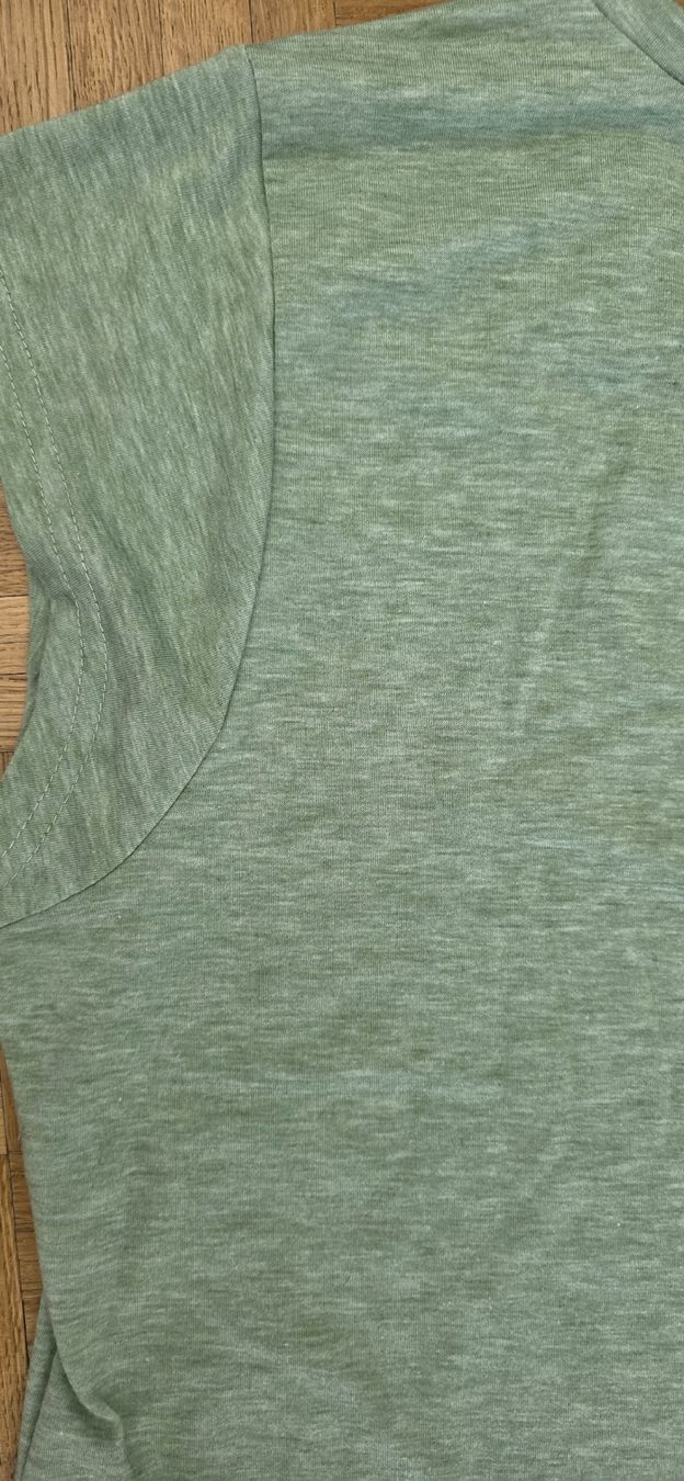 T-shirt: Tshirt vert chiné – Usato da Yverdon-les-Bains venduto da van_dq65 7