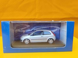 Ford Fiesta 3 portes Minichamps 1:43
