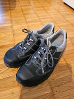 Schuhe Grösse 45, schwarz/grau