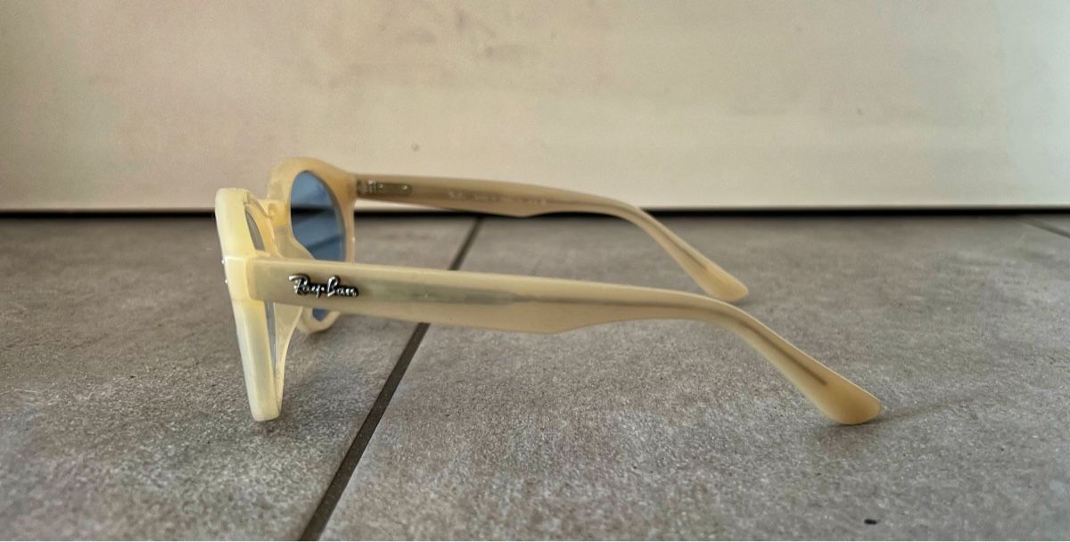 Ray-Ban Lunettes & Verres: Ray-Ban Reverse occhiali da sole  – D'occasion à Mendrisio par fly_9wzx 2
