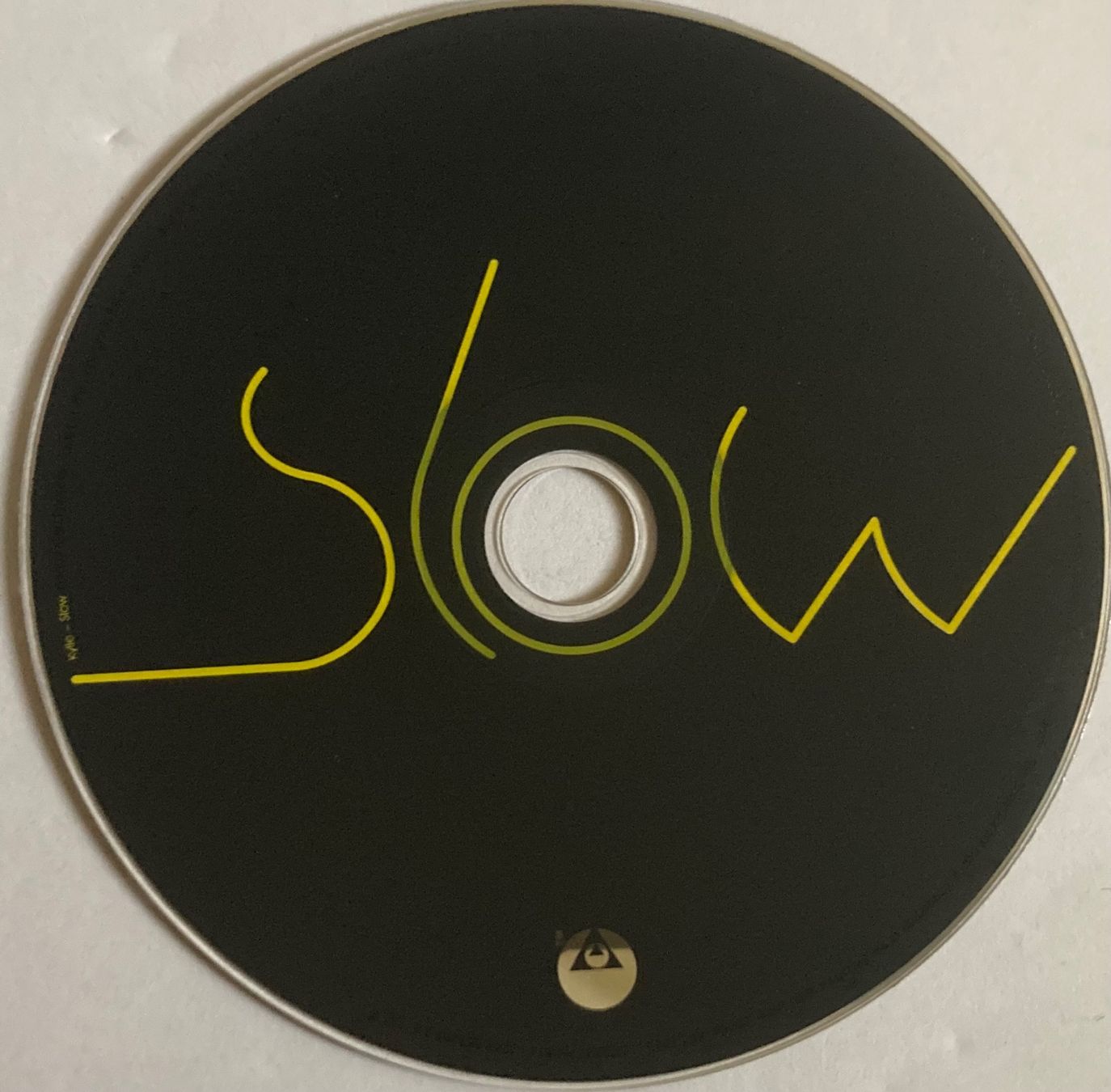 CDs: KYLIE MINOGUE - SLOW – D'occasion à Poliez-Pittet par Newtown-Records 2