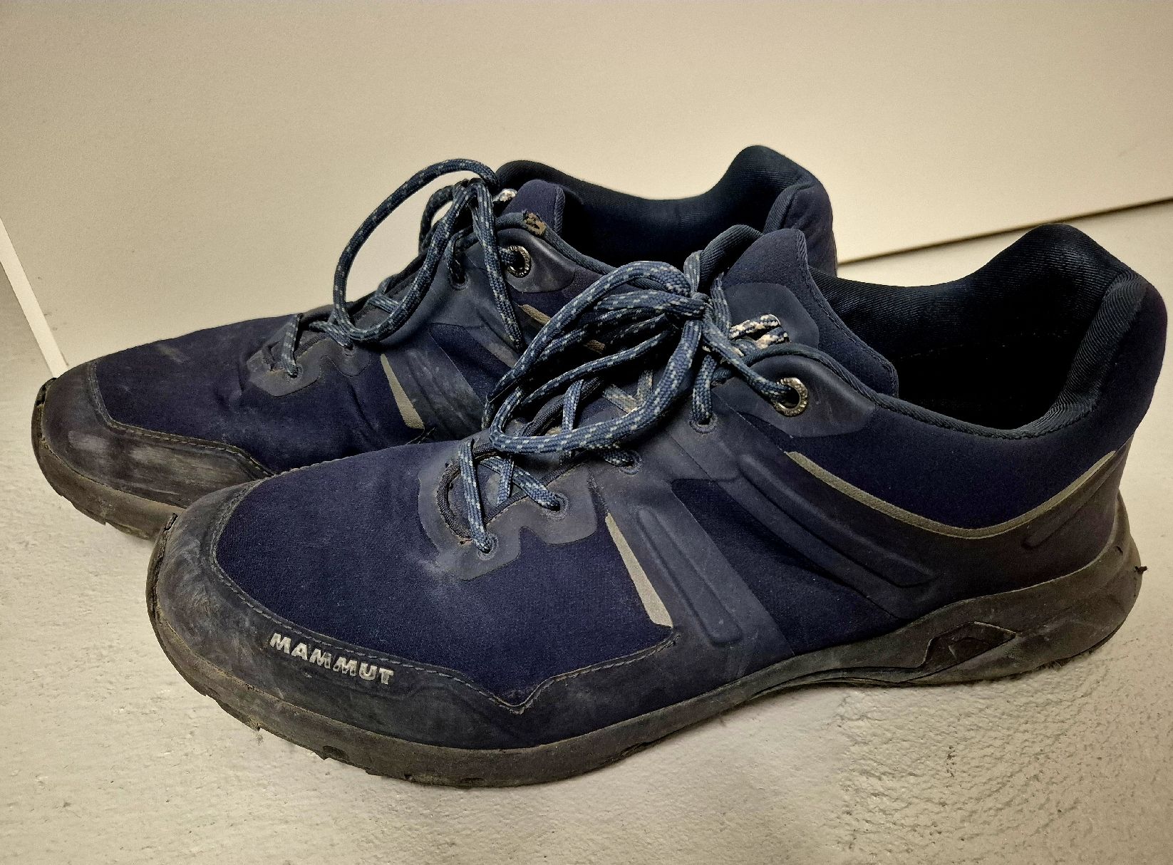 Mammut Scarpe da uomo: Mammut Trekkingschuhe Gr. 45 1/3 – Usato da Aeugst am Albis venduto da miizli 2