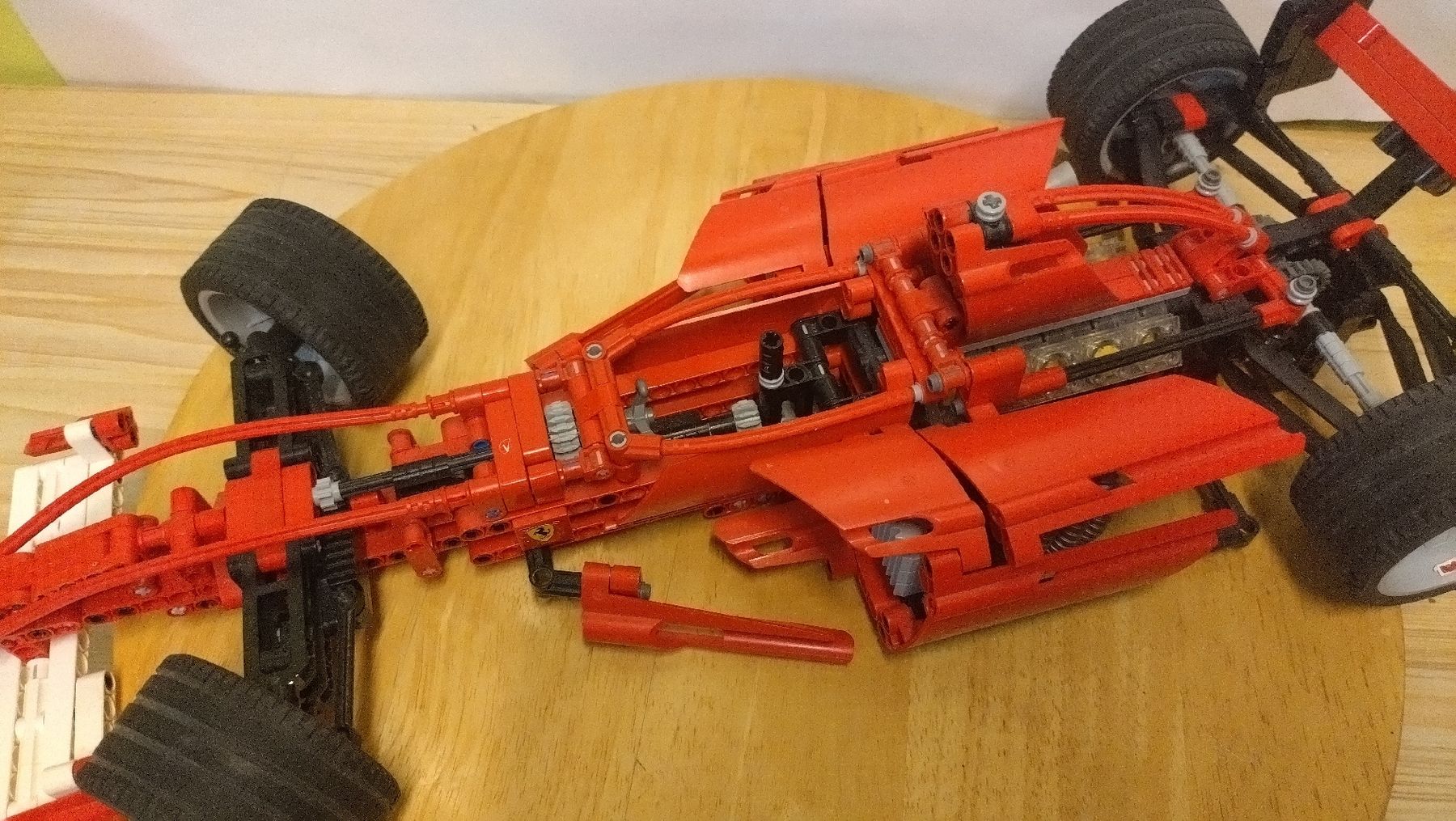 Lego Kit di costruzioni: Ferrari F1 Lego Technic  – Usato da Farvagny-le-Grand venduto da LaCaverne 2