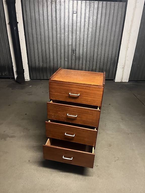 Cassettiere: Commode vintage scandinave – Usato da Lausanne venduto da Ariel_Zimann 2