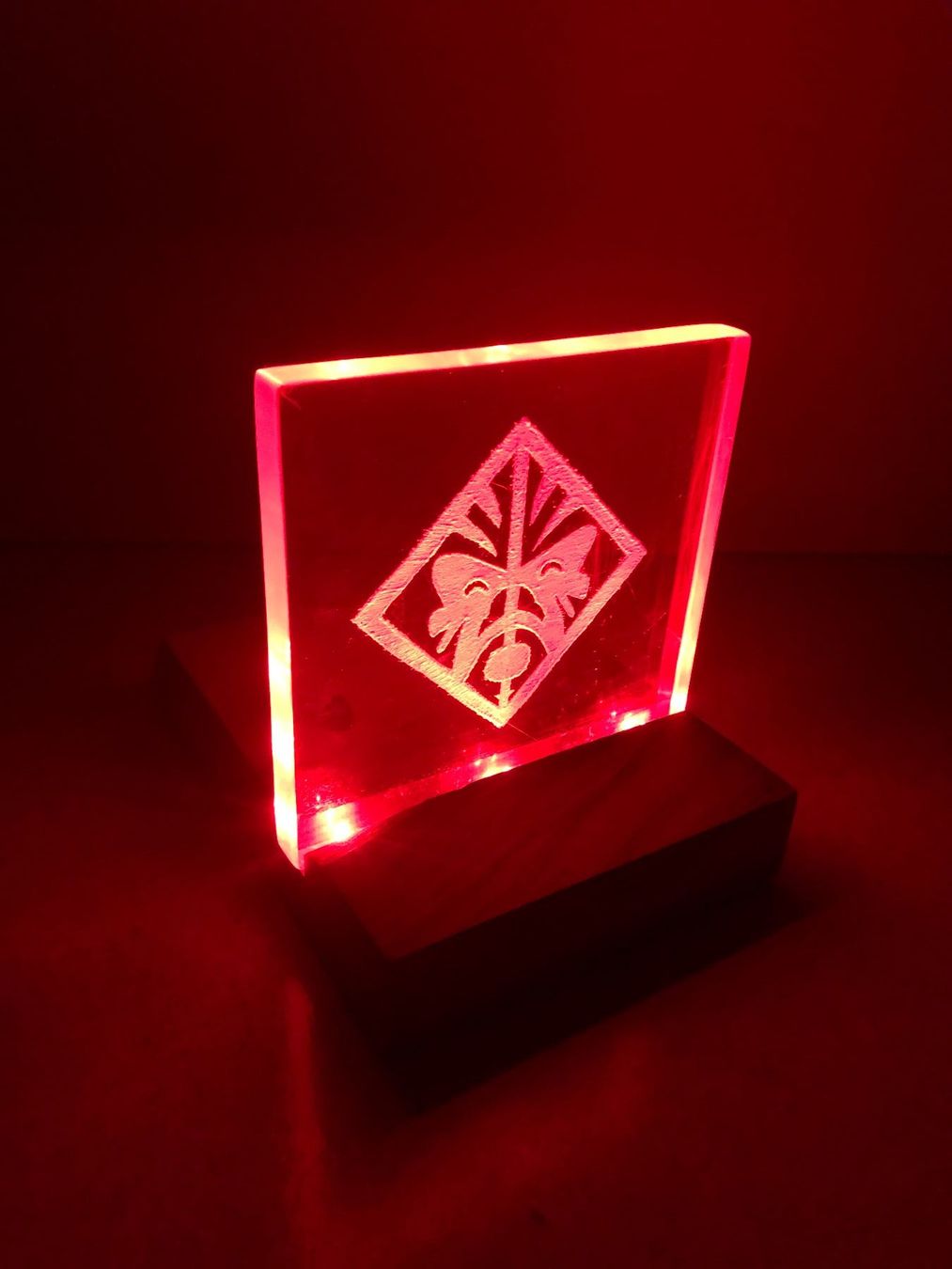Lampen: LED Gamerlicht mit HP OMEN Sujet – Gebraucht aus Ballwil von goldi360 1