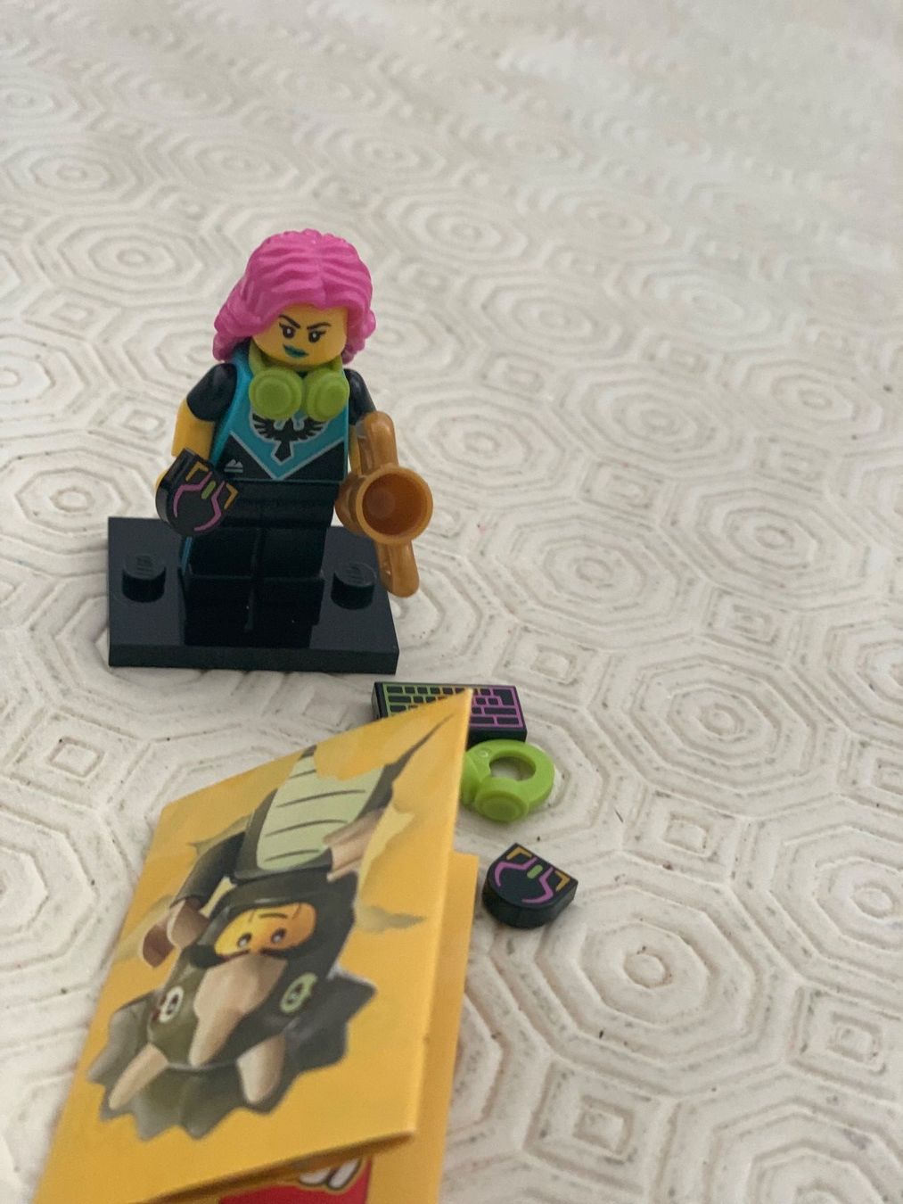 Lego Baukästen: minifigure 71045 lego serie 25 / Nr 2 – Neu (gemäss Beschreibung) aus Arbedo von nadia1973