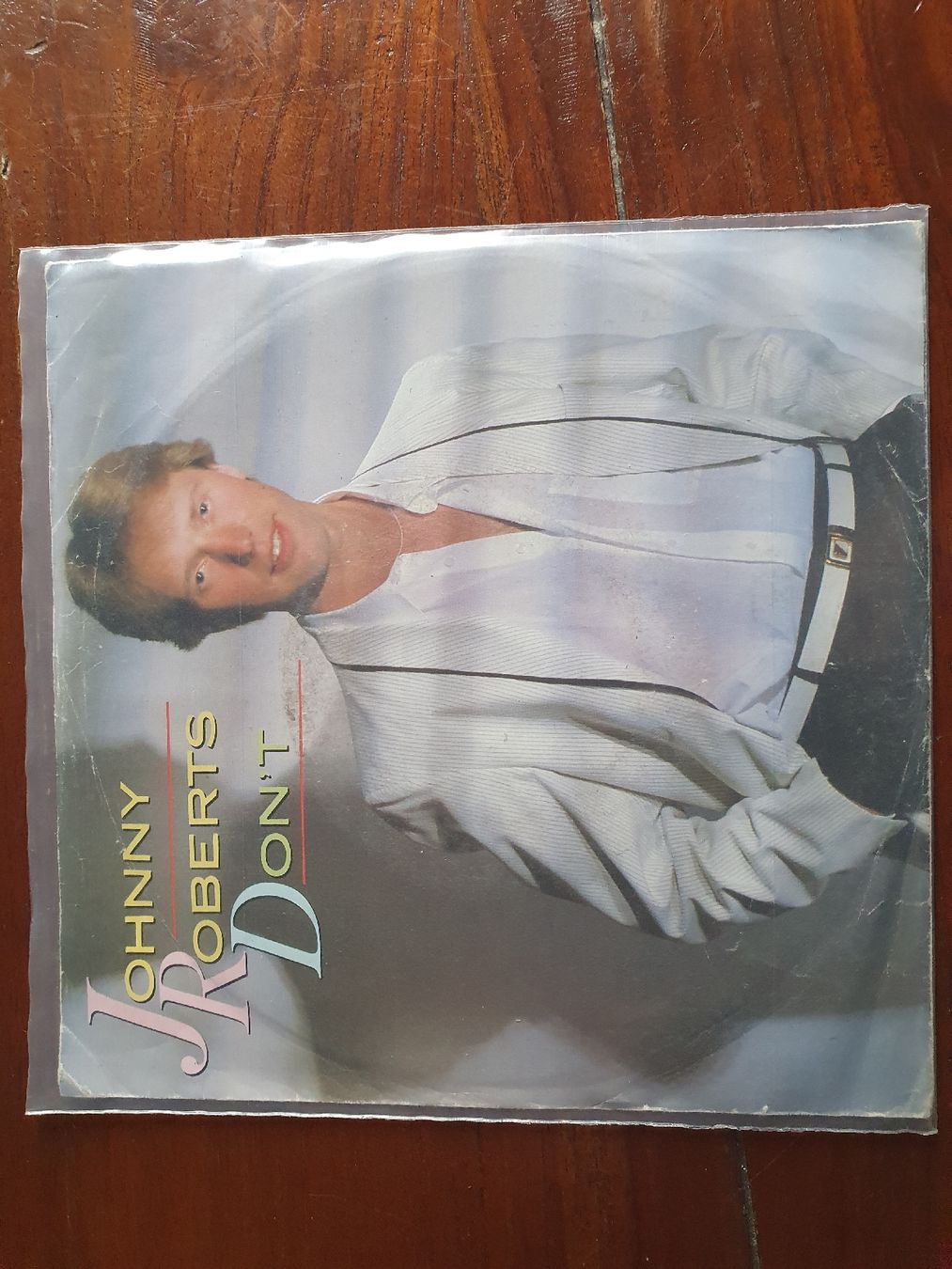 Dischi in vinile: Johnny Roberts - Don't -  Schallplatte 7" Single Vinyl – Usato da Grandval venduto da JeroenK
