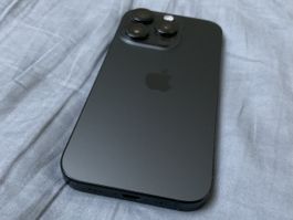 Apple iPhone 16 Pro 512 MB, Batterie-Kapazität 90%
