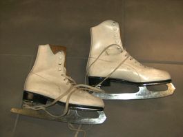 Eislaufschuhe / Schlittschuhe Damen 34 Graf Swiss Made