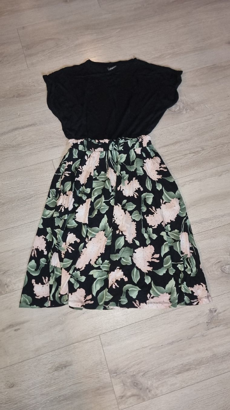 Kleider: Sommerliches Buffalo Kleid mit Blumenmuster, Grösse 36 – Gebraucht aus Wigoltingen von Zuckerfee84