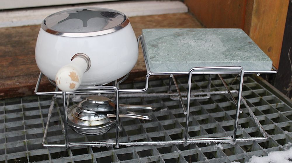 Fondue Bourguignonne Pfanne mit Steinplatte Kaufen auf Ricardo