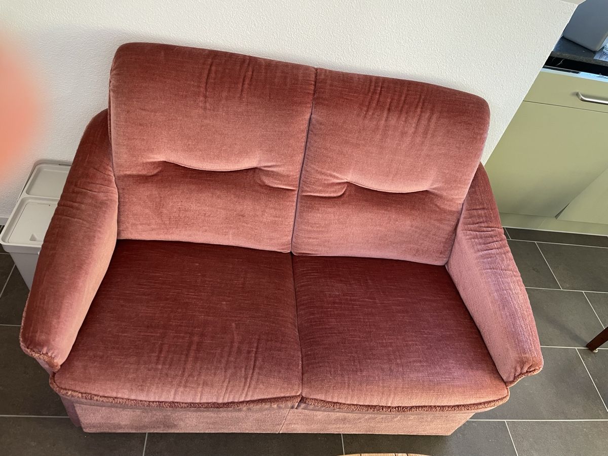 Divani: Gratis Velvet 2-er Couch in Toppform – Usato da Zürich venduto da chuckleberry 2