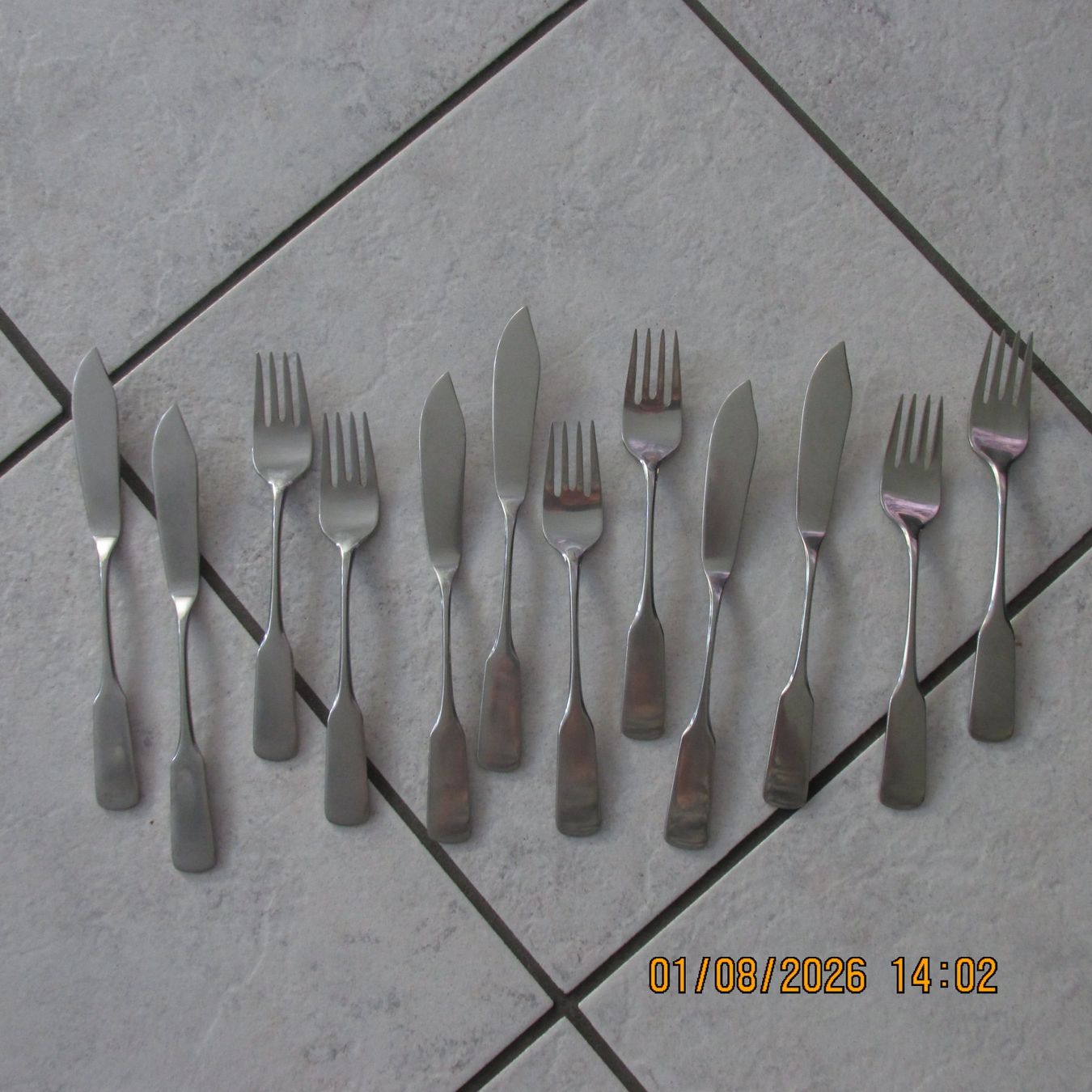 Couverts: Fischmesser und Gabeln Set 12-teilig – D'occasion à Galgenen par Forflowers 1