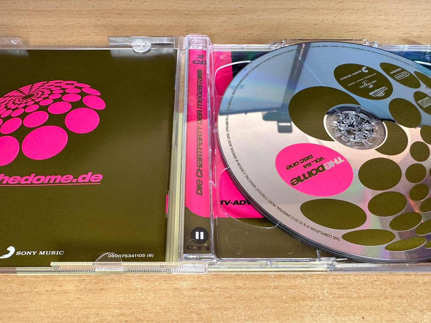 CD: Various – The Dome Vol. 64 - 2 CD – Usato da Rikon im Tösstal venduto da Alpenmutz 2