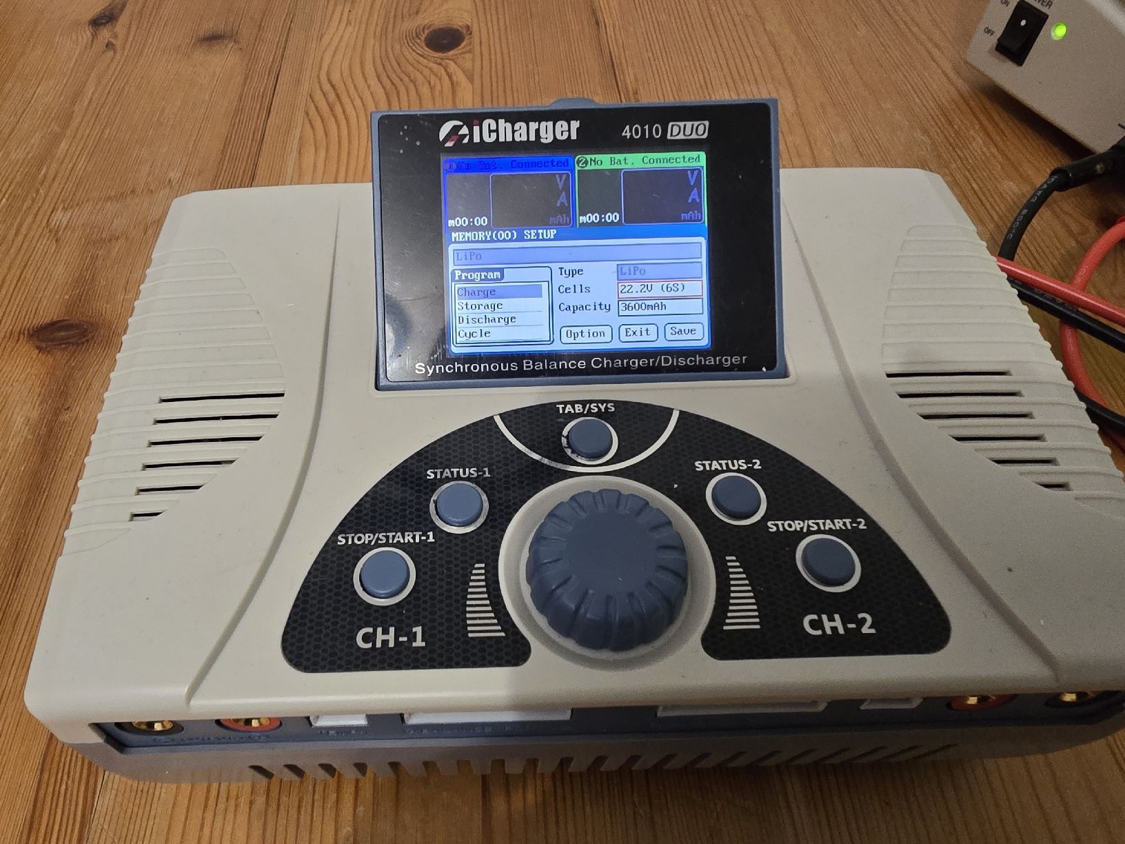 Batterie, Caricabatterie & Alimentatori: iCharger 4010 DUO Ladegerät LiPo etc – Usato da Altdorf UR venduto da Rcfly