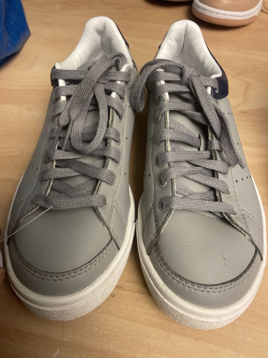 Adidas Scarpe per ragazzi: Neue Adidas Sneaker Gr. 34Grau/Blau – Nuovo (secondo la descrizione) da Obergerlafingen venduto da cabo4 1