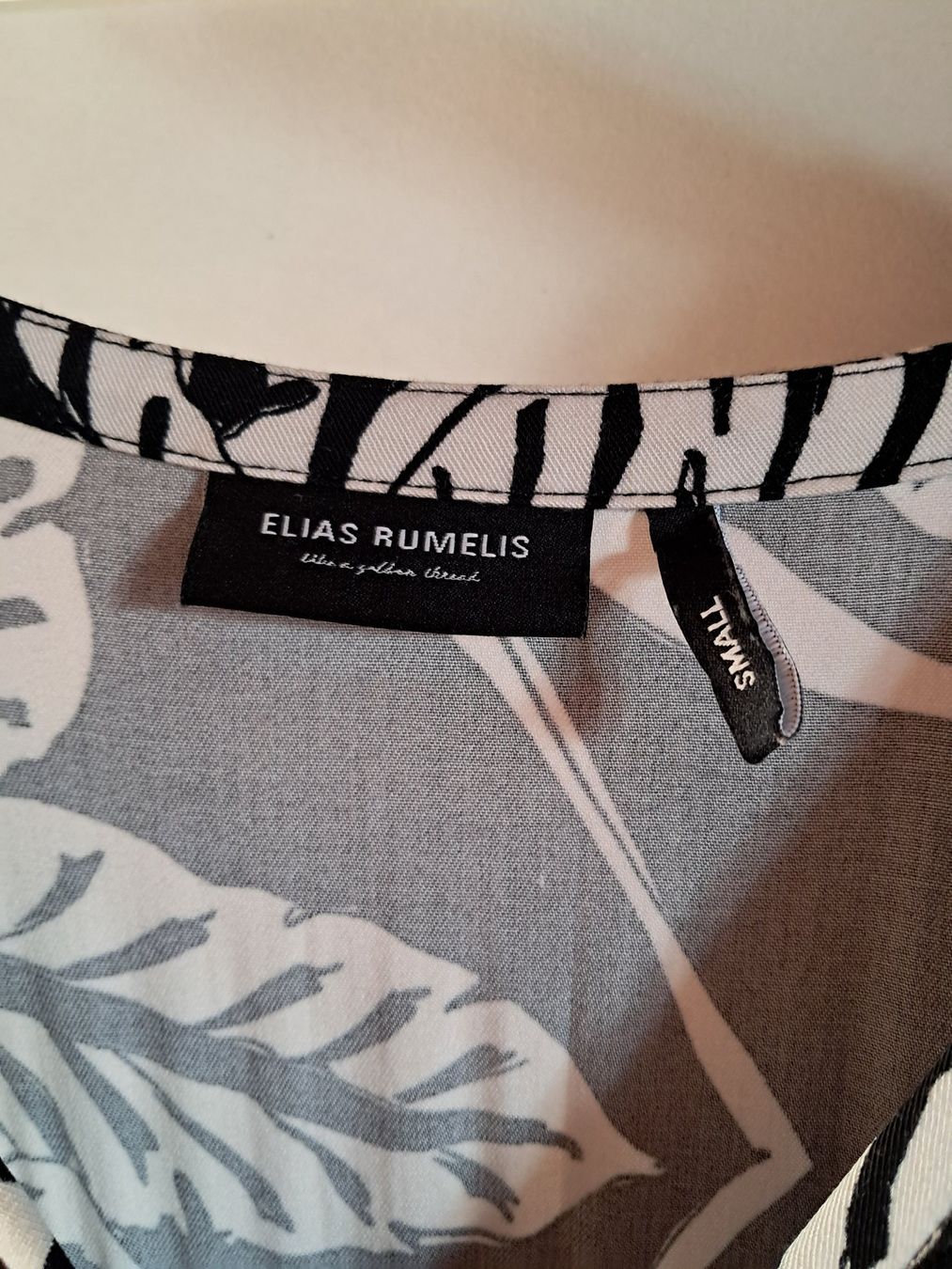 Kleider: Elias Rumelis Sommerkleid Small – Gebraucht aus Kefikon TG von theratpack20 3