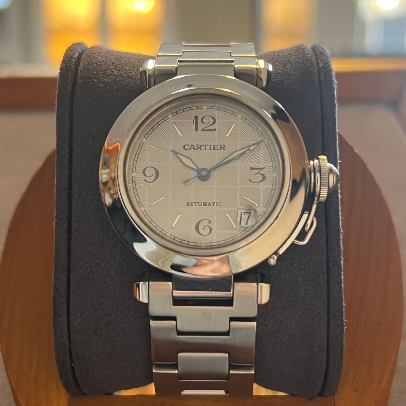 Cartier Orologi: Cartier Pasha C Automatic Silver Dial W31023M7 – Usato da Carouge GE venduto da Watchaser